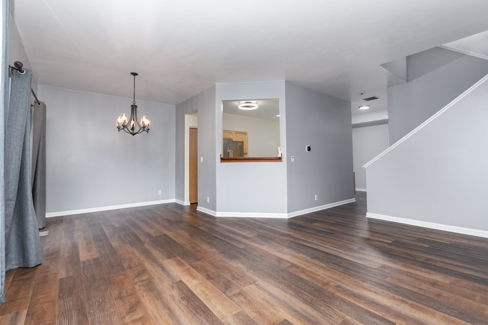 1796 S Wentworth Circle, Romeoville, IL 60446