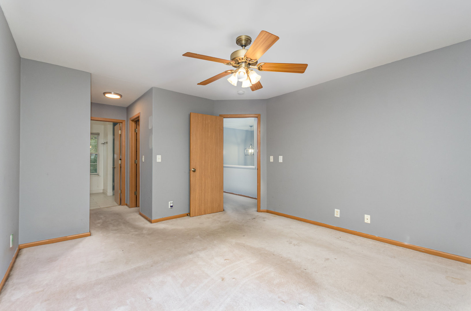 1796 S Wentworth Circle, Romeoville, IL 60446