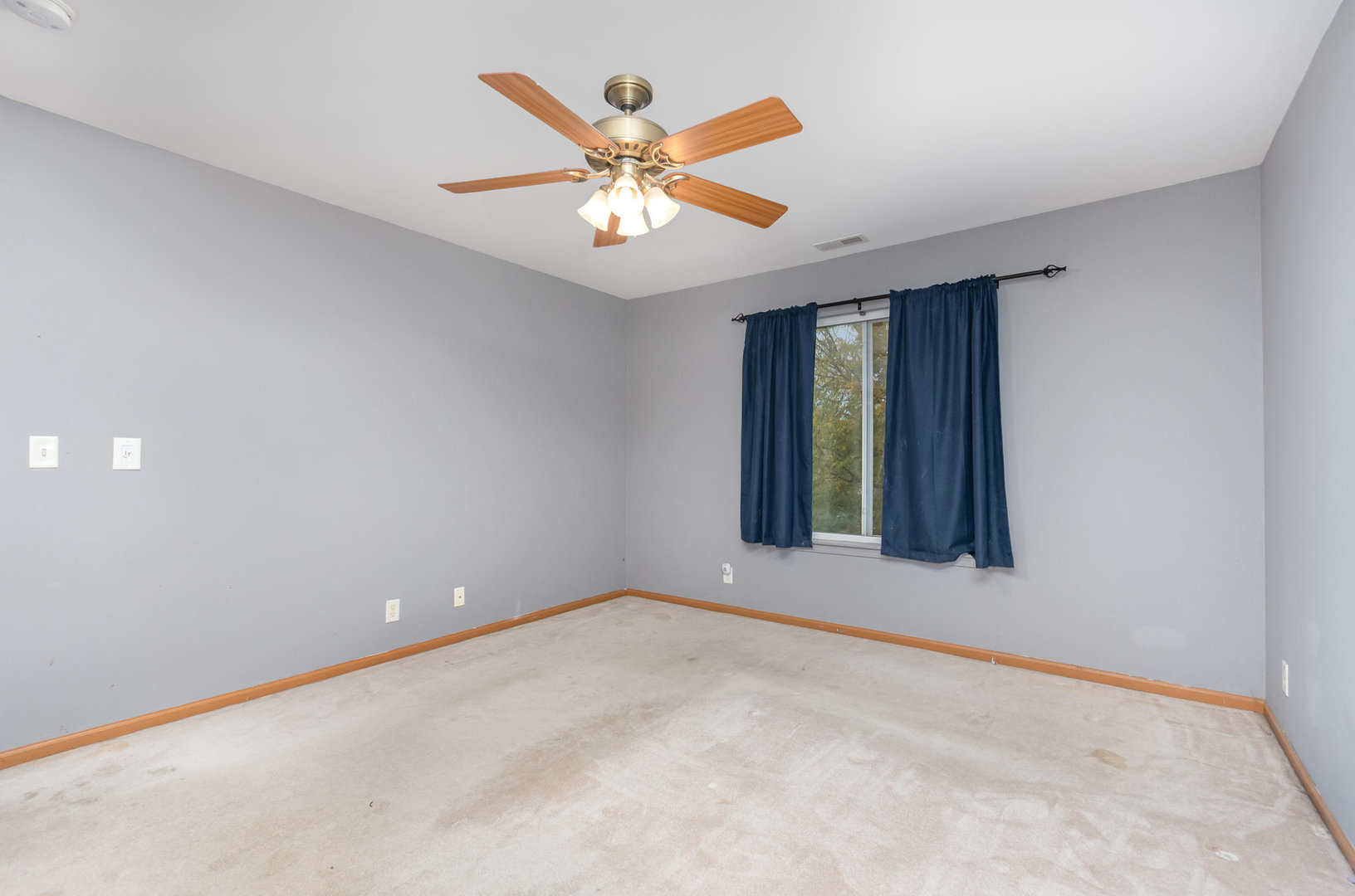 1796 S Wentworth Circle, Romeoville, IL 60446