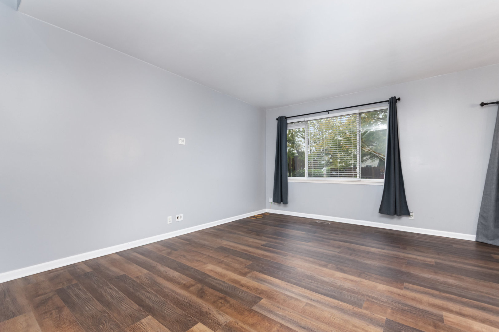 1796 S Wentworth Circle, Romeoville, IL 60446