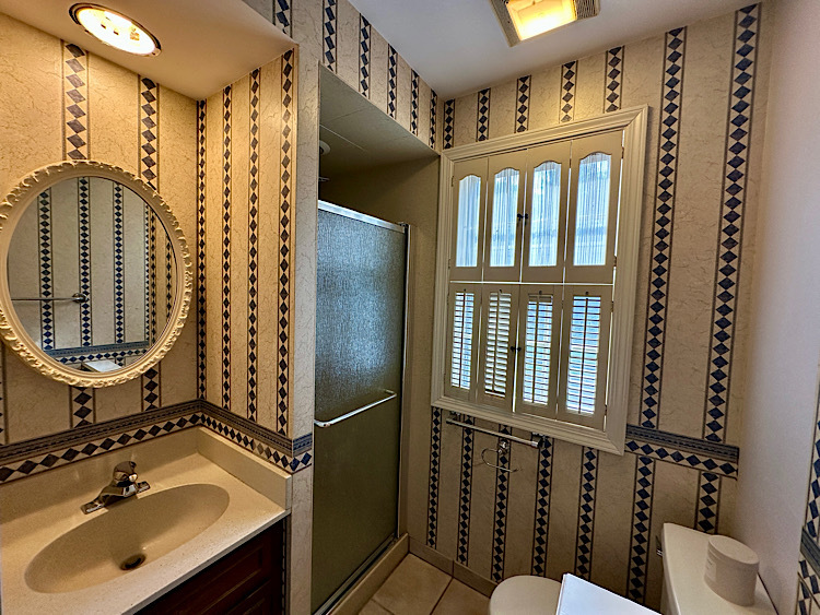 0N042 Nepil Avenue, Wheaton, IL 60187