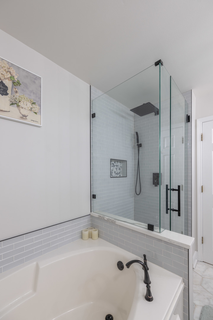 1102 Coldspring Road, Elgin, IL 60120