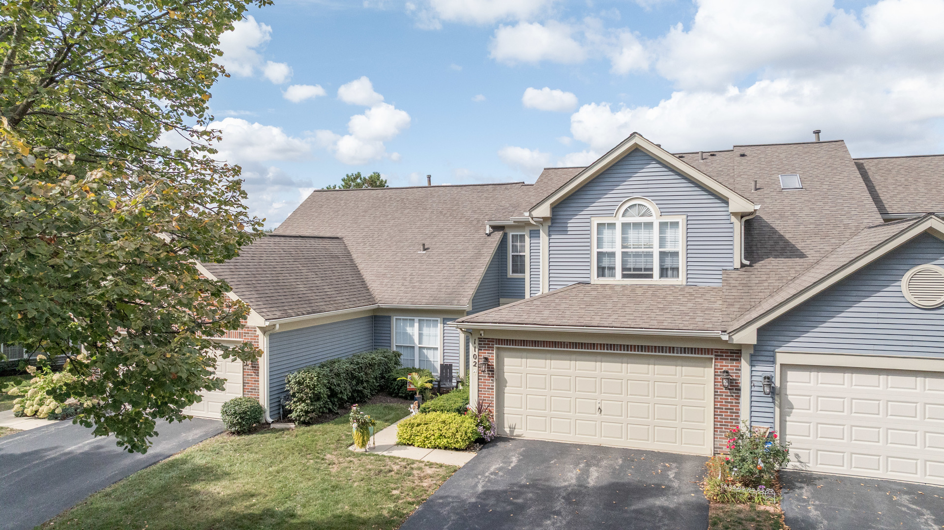 1102 Coldspring Road, Elgin, IL 60120