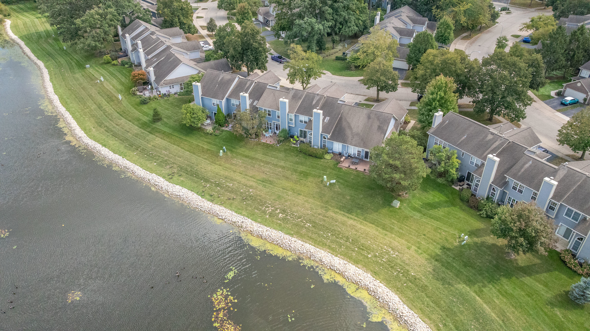 1102 Coldspring Road, Elgin, IL 60120