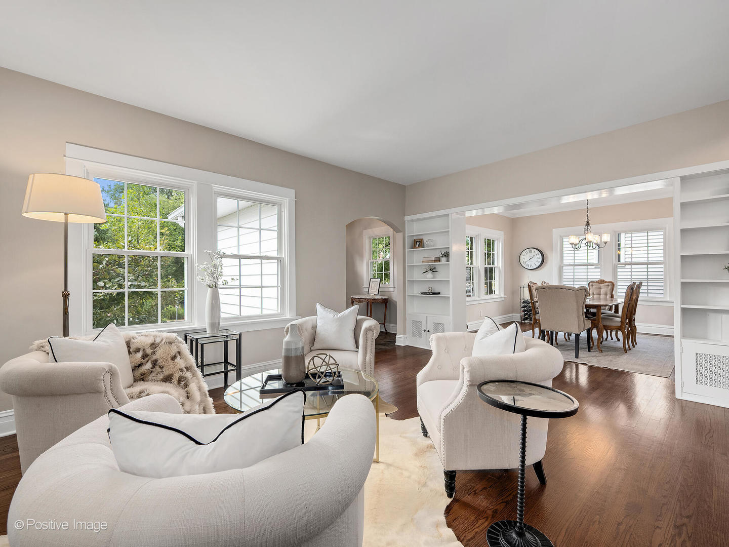 213 Walker Avenue, Clarendon Hills, IL 60514