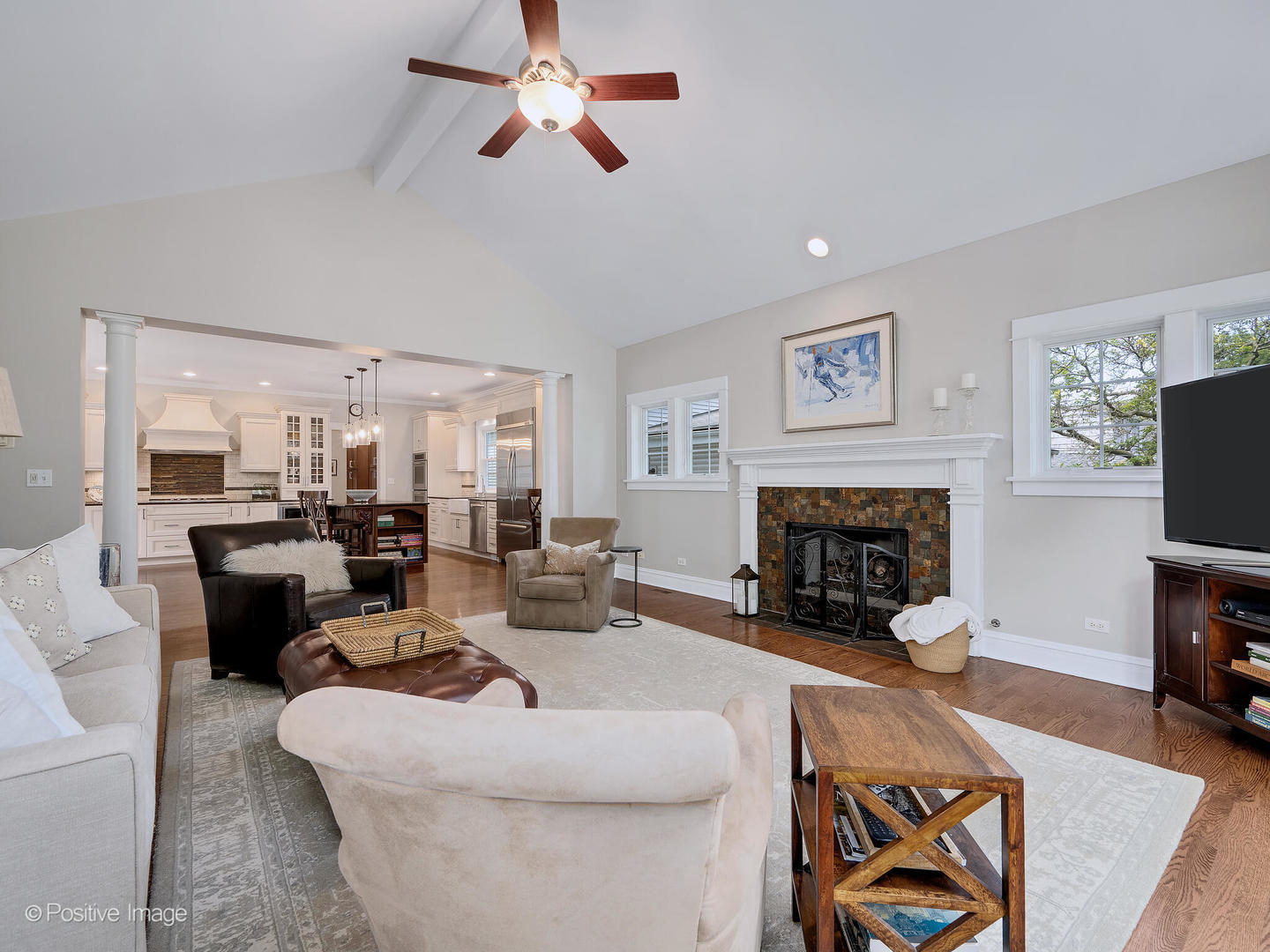 213 Walker Avenue, Clarendon Hills, IL 60514