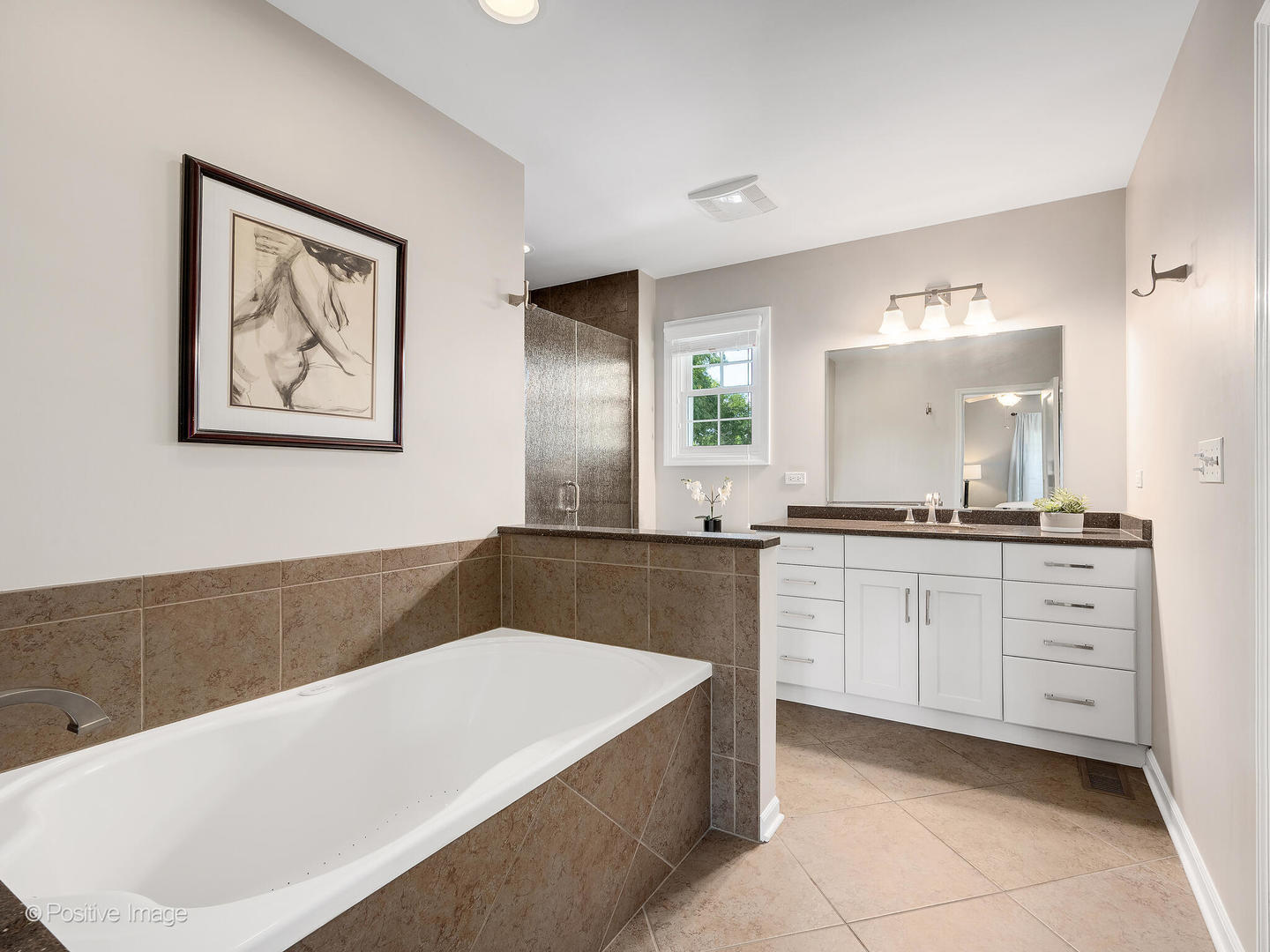 213 Walker Avenue, Clarendon Hills, IL 60514