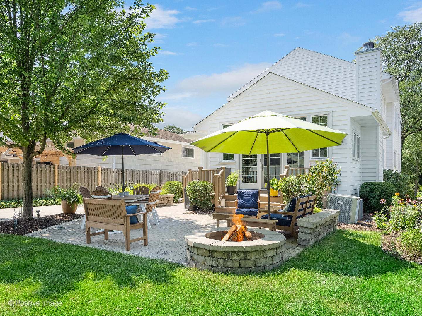 213 Walker Avenue, Clarendon Hills, IL 60514