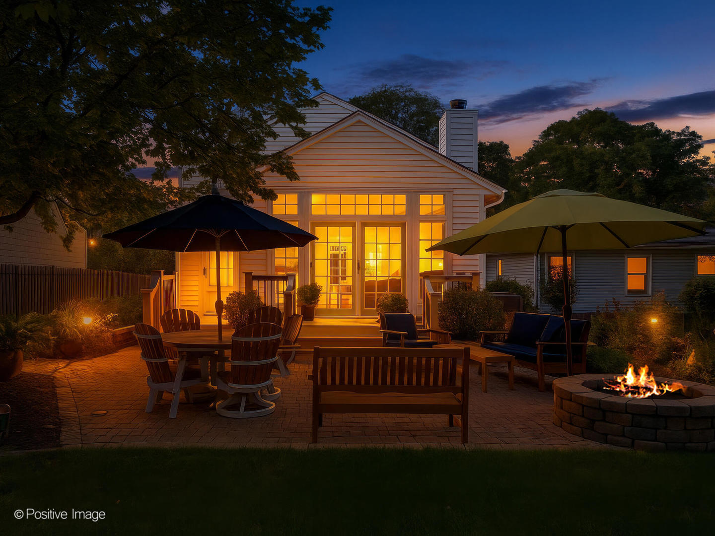 213 Walker Avenue, Clarendon Hills, IL 60514