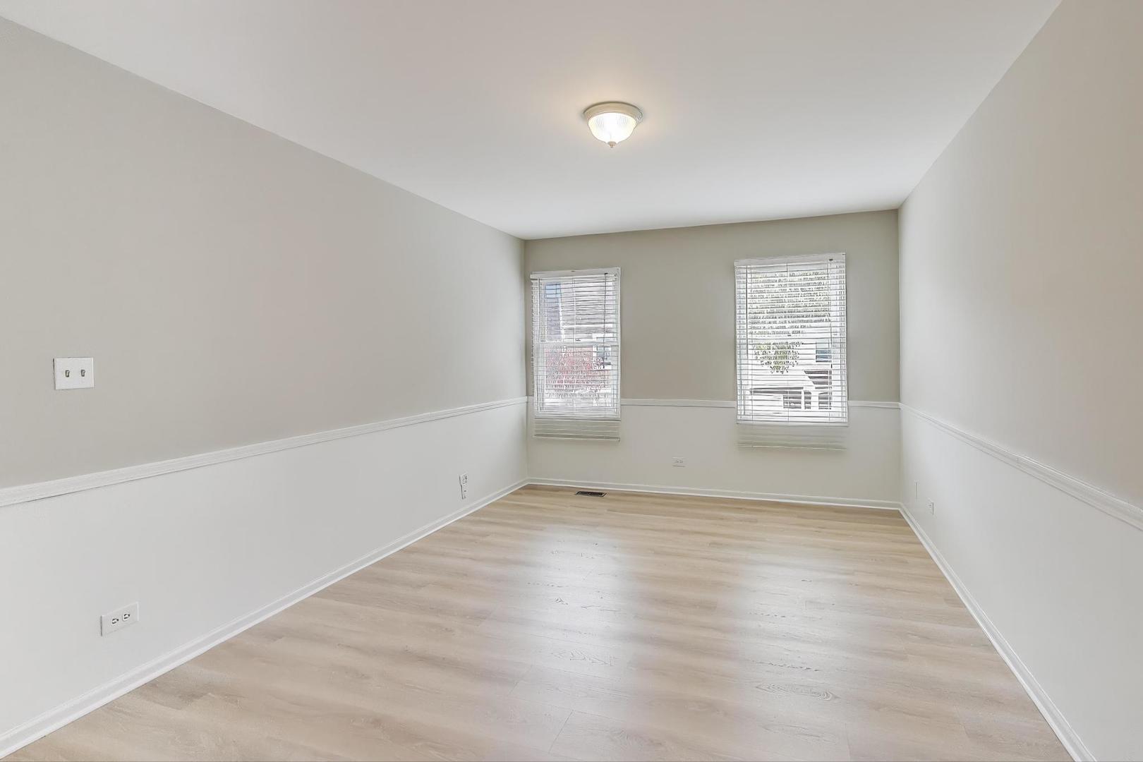 22 S Stonington Drive, Palatine, IL 60074