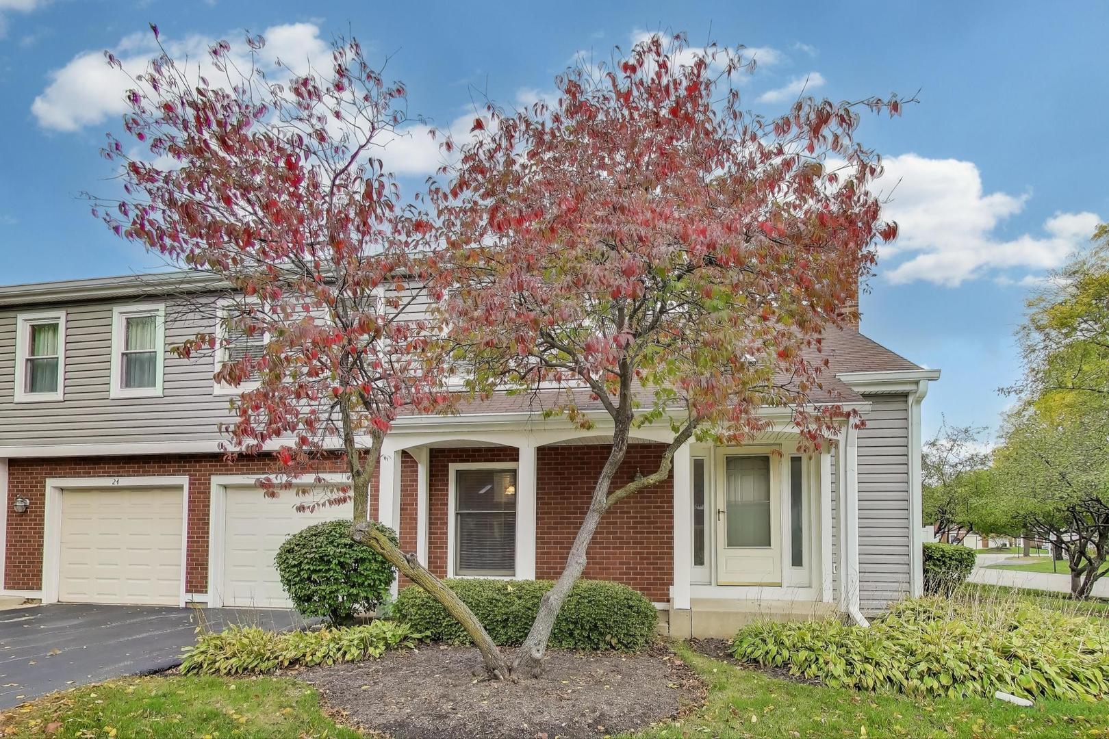 22 S Stonington Drive, Palatine, IL 60074