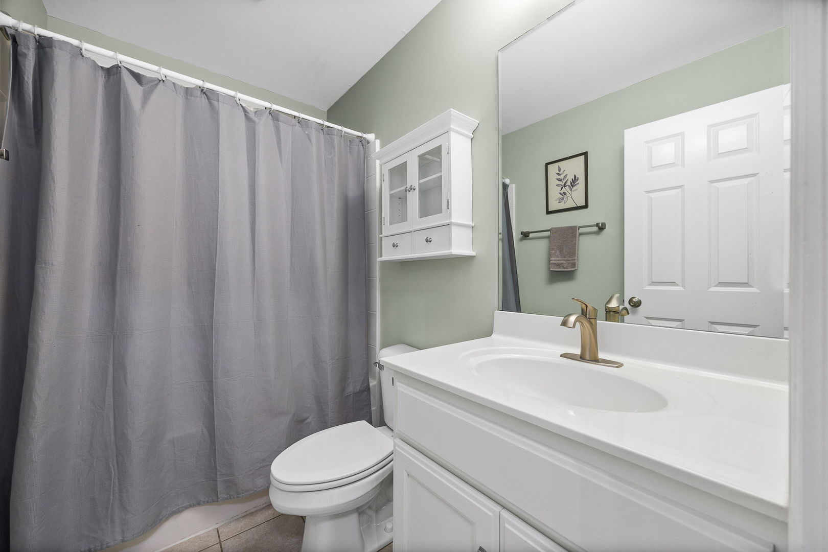 822 Shandrew Drive, Naperville, IL 60540