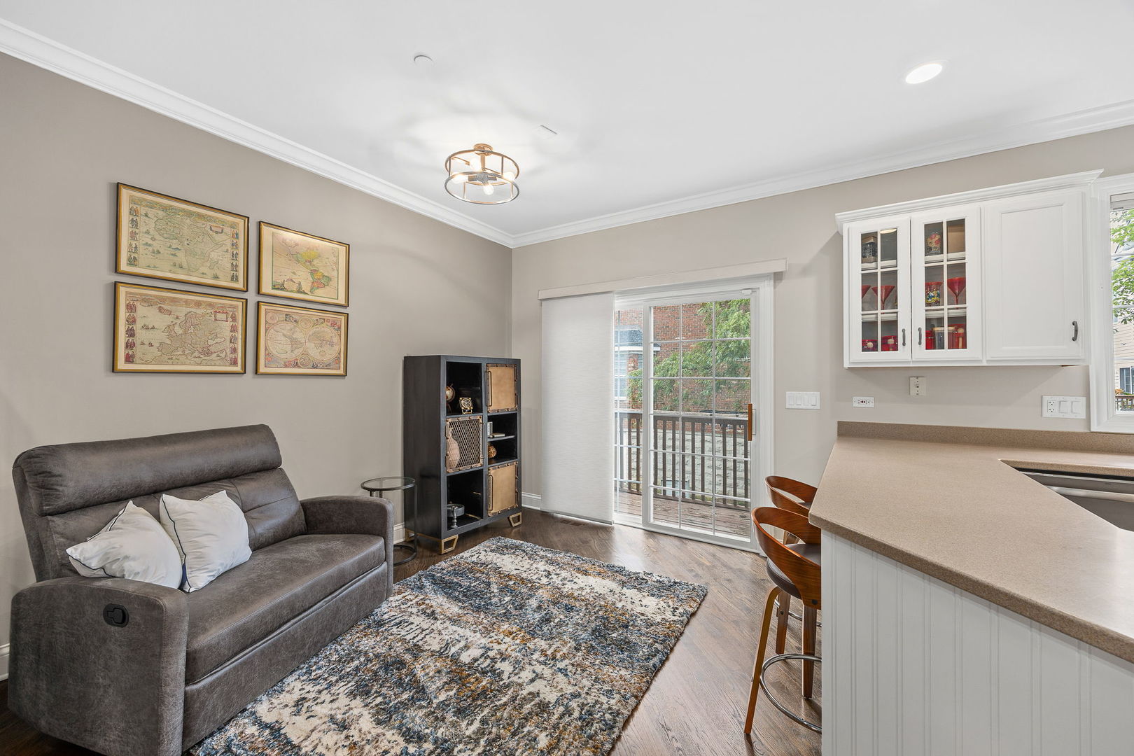 822 Shandrew Drive, Naperville, IL 60540