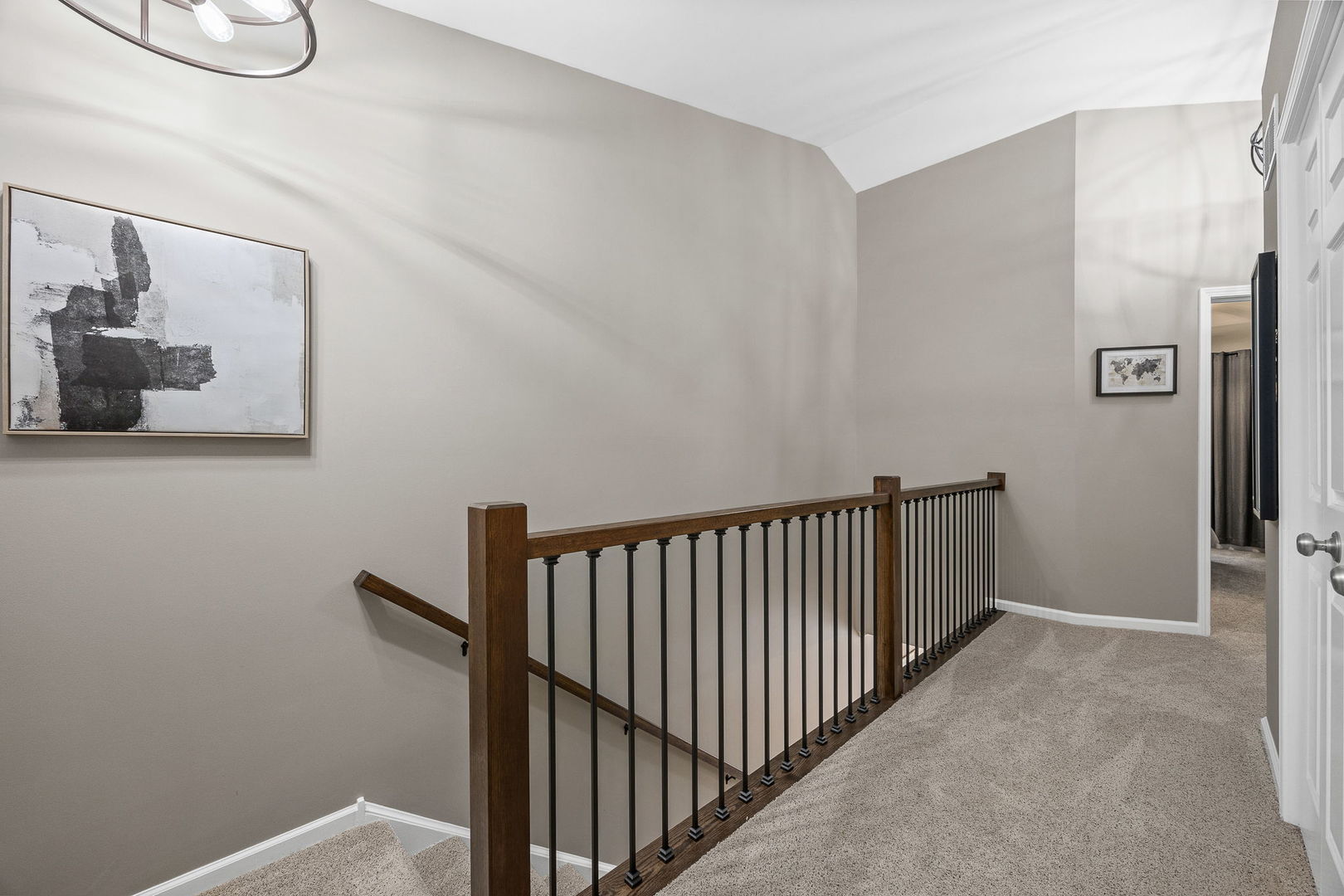 822 Shandrew Drive, Naperville, IL 60540