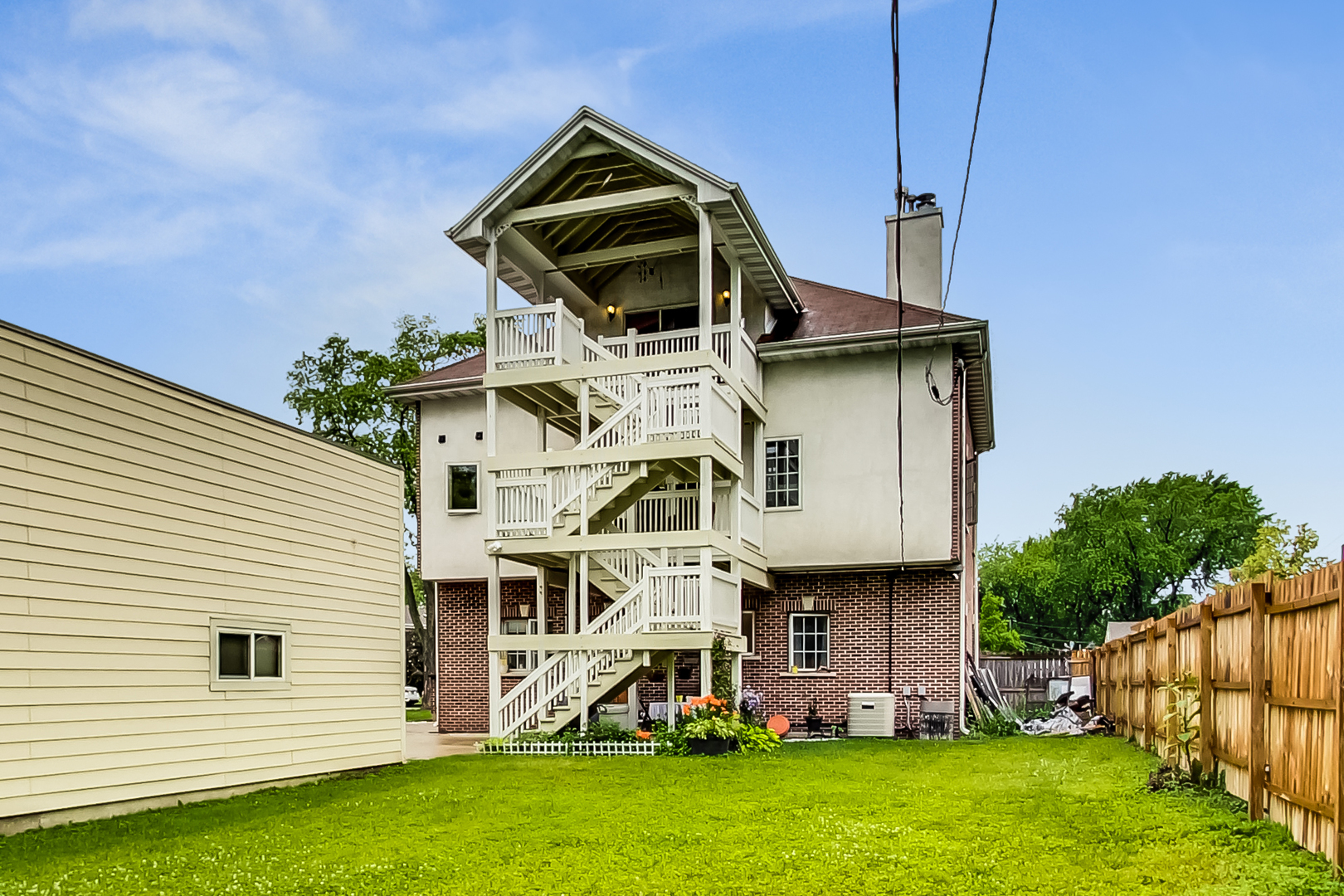 2609 Eisenhower Drive, Des Plaines, IL 60018