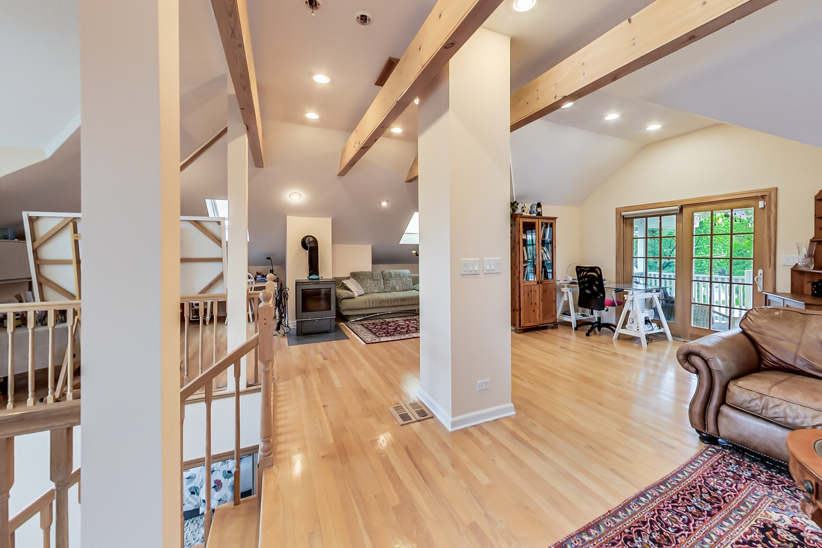 2609 Eisenhower Drive, Des Plaines, IL 60018