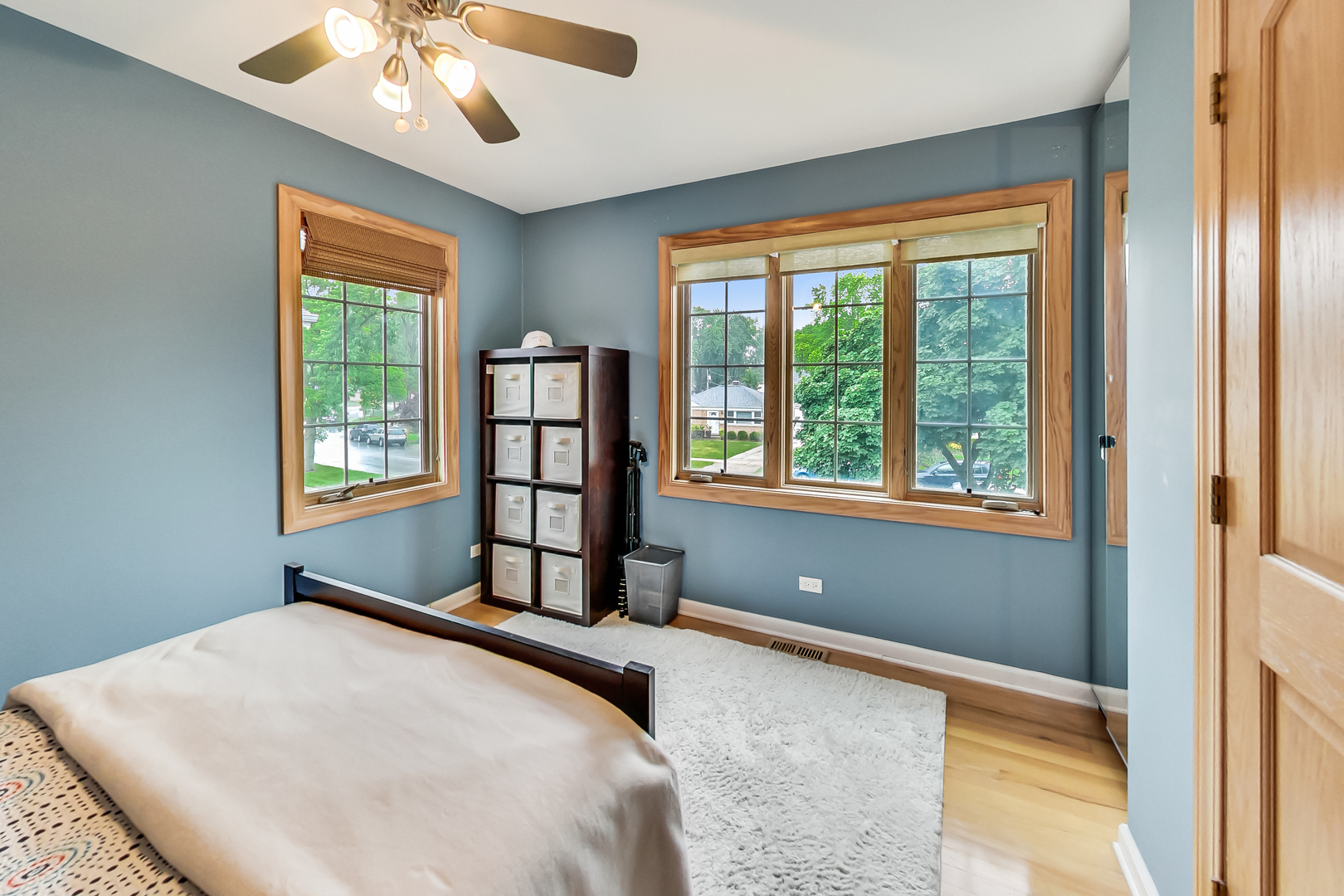 2609 Eisenhower Drive, Des Plaines, IL 60018