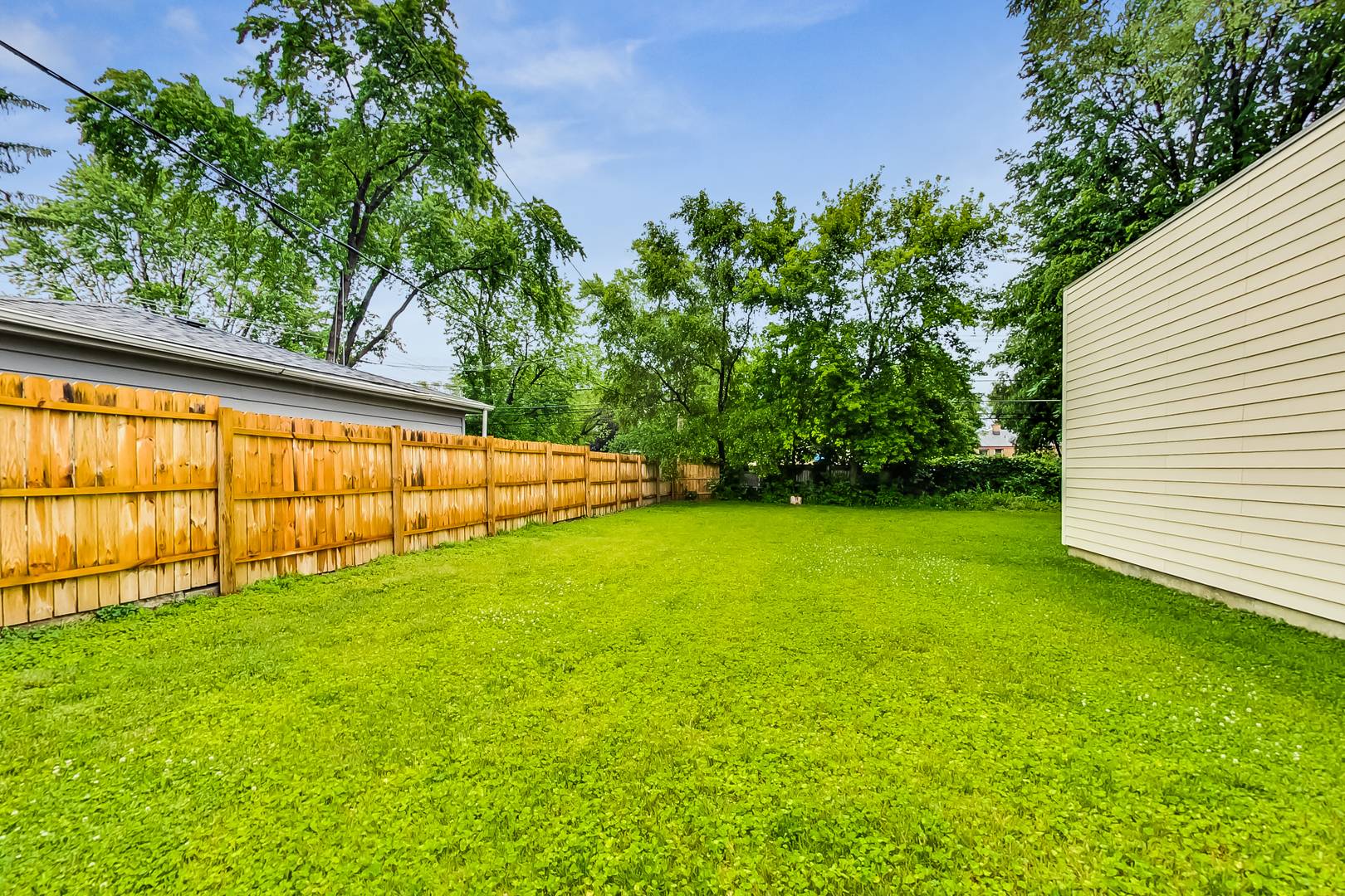 2609 Eisenhower Drive, Des Plaines, IL 60018