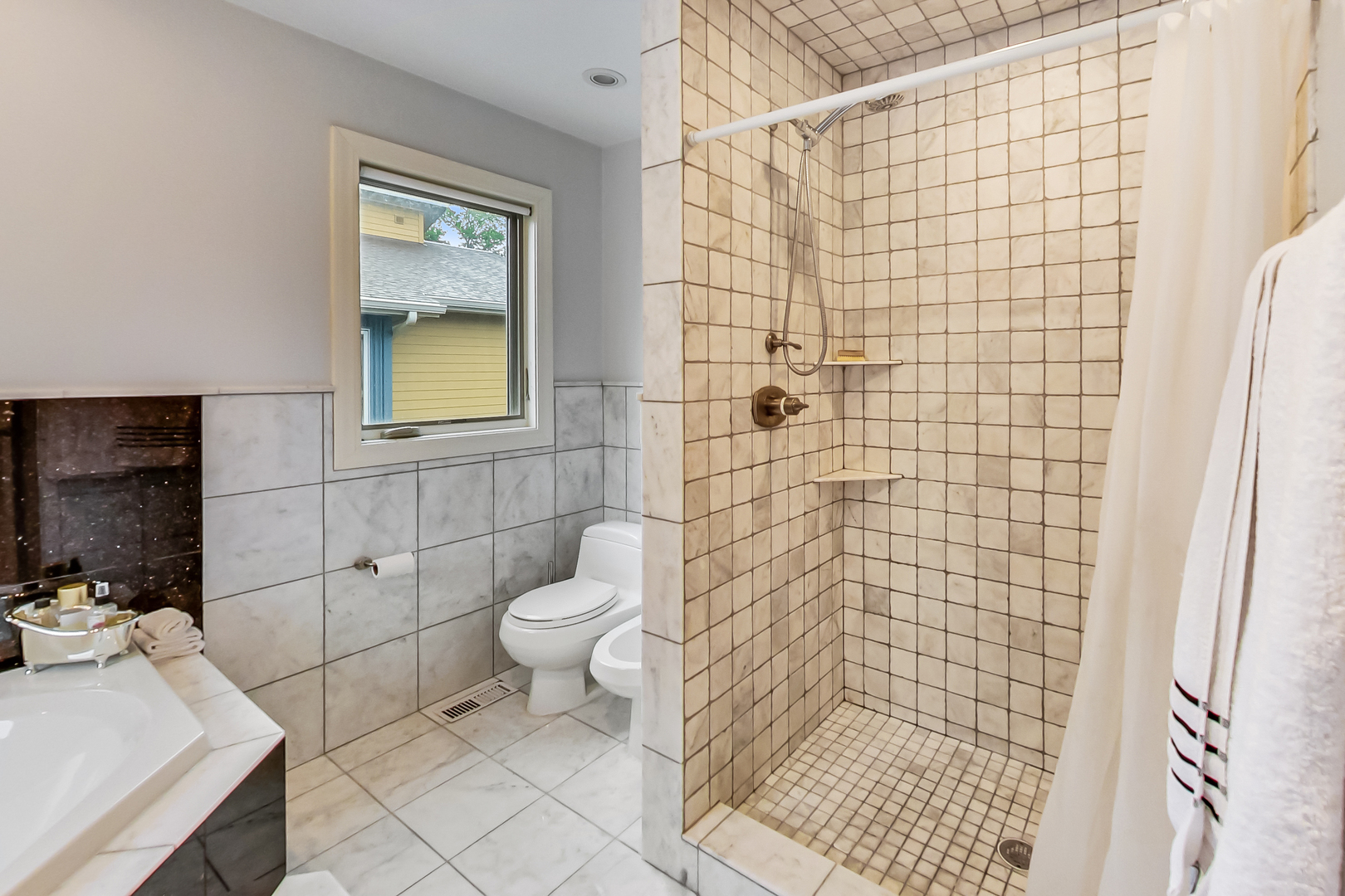 2609 Eisenhower Drive, Des Plaines, IL 60018