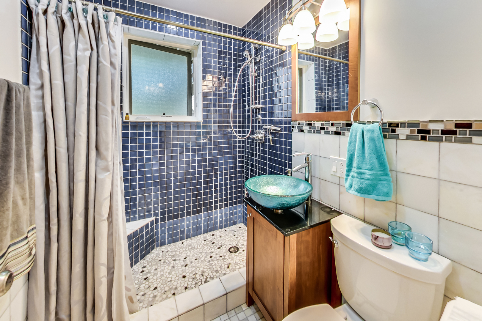 2609 Eisenhower Drive, Des Plaines, IL 60018