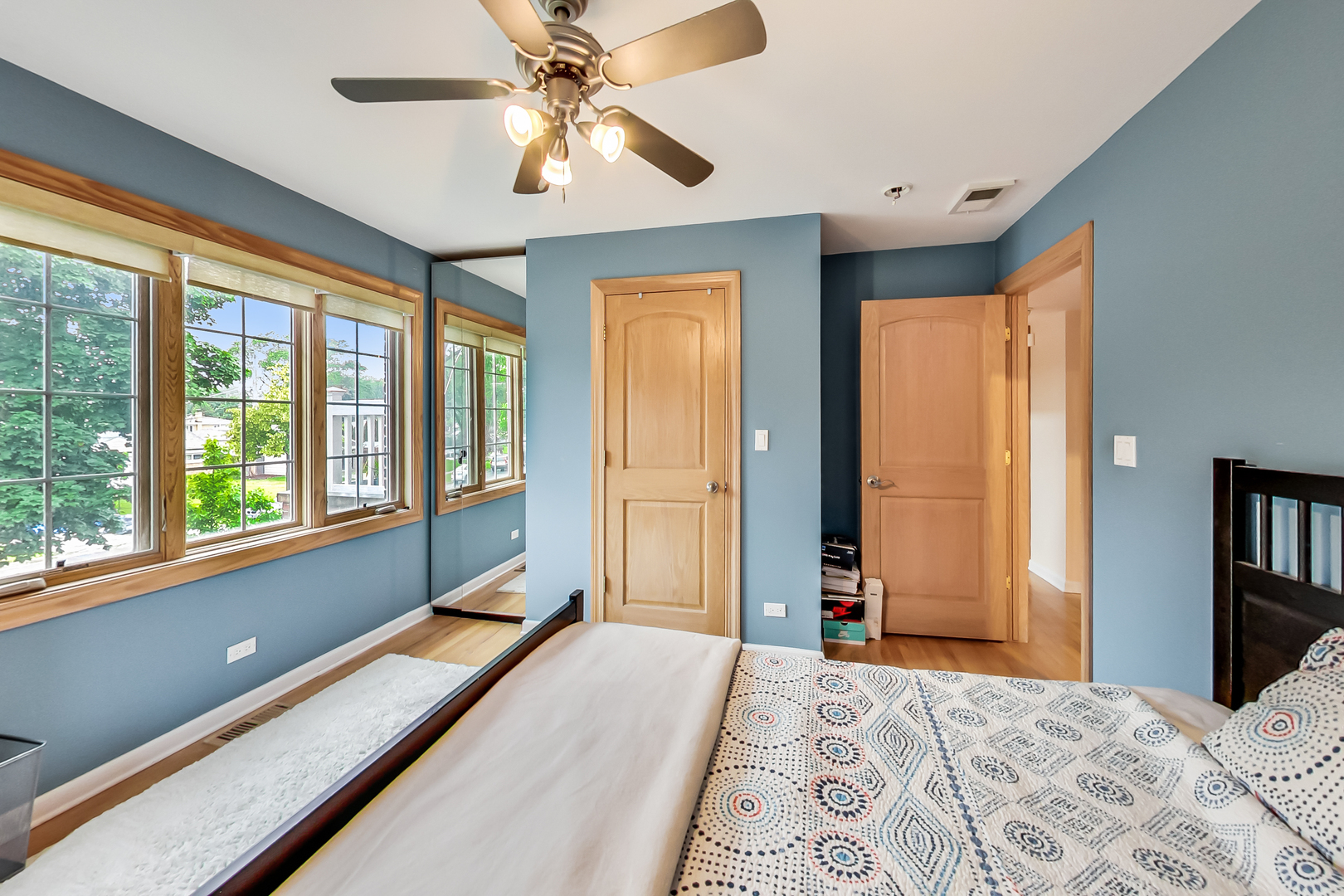 2609 Eisenhower Drive, Des Plaines, IL 60018