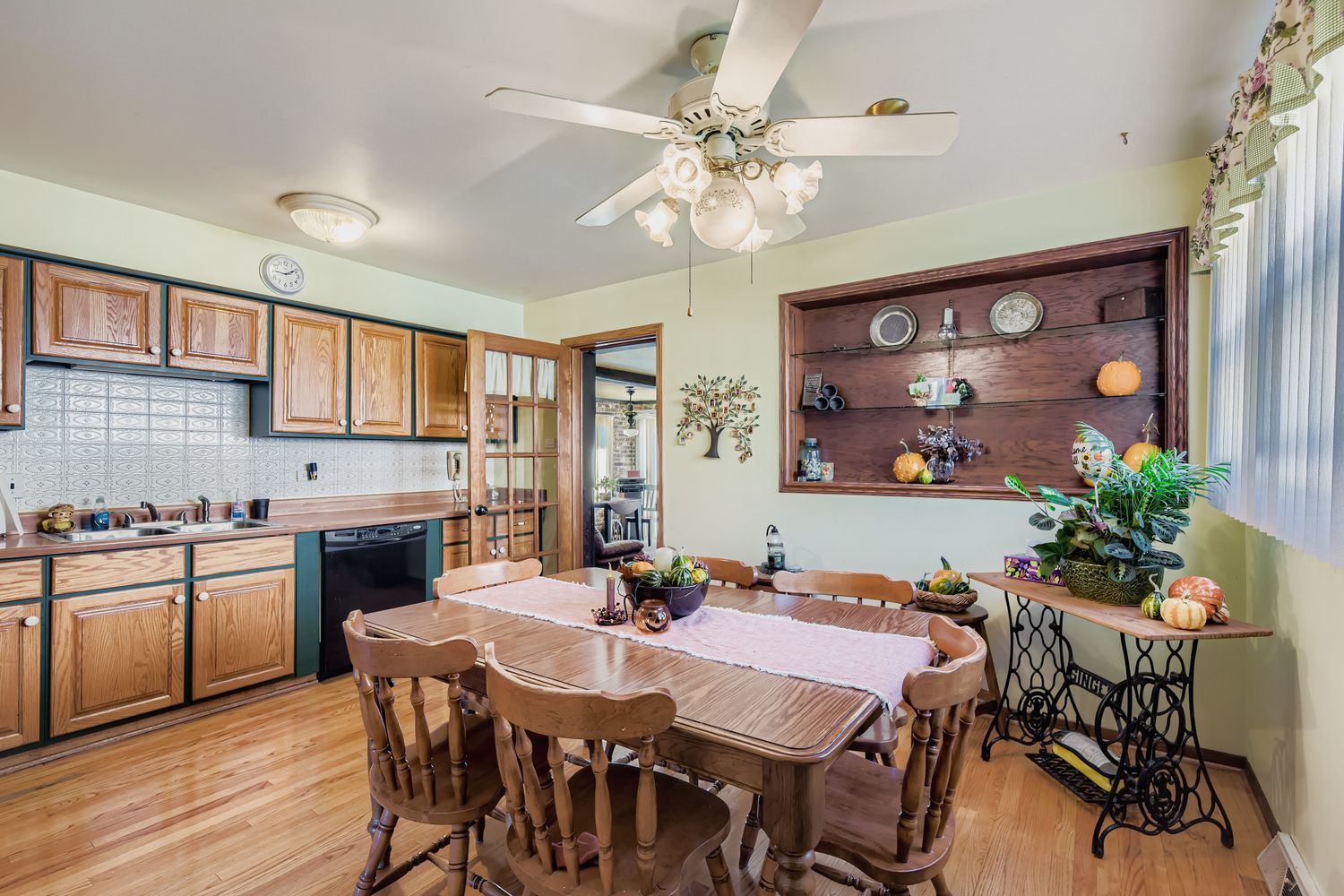 9420 Massasoit Avenue, Oak Lawn, IL 60453