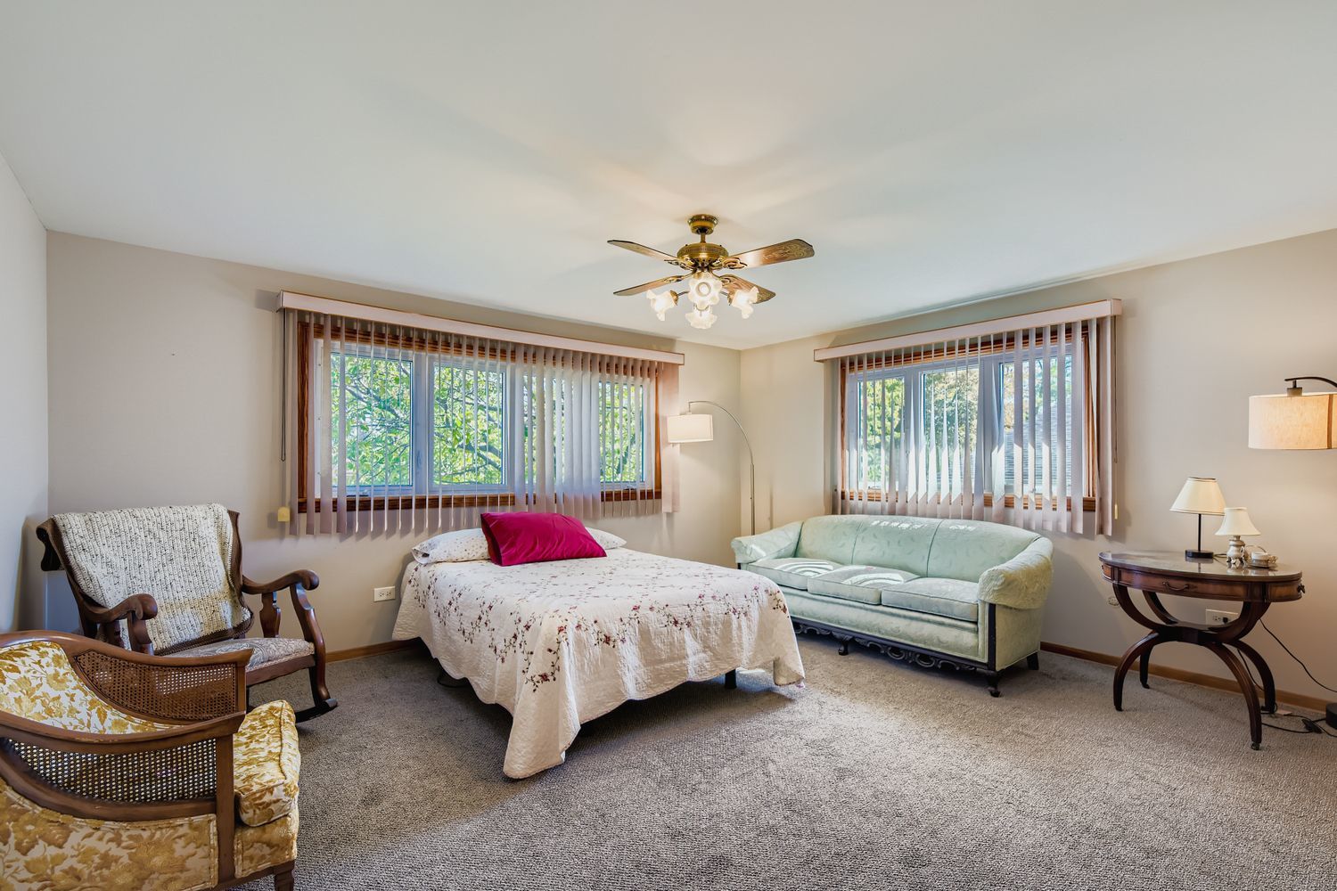 9420 Massasoit Avenue, Oak Lawn, IL 60453