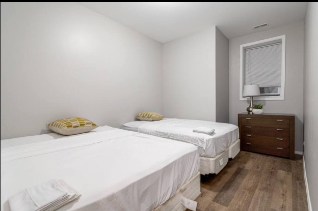 2501 N Southport Avenue #2R, Chicago, IL 60614