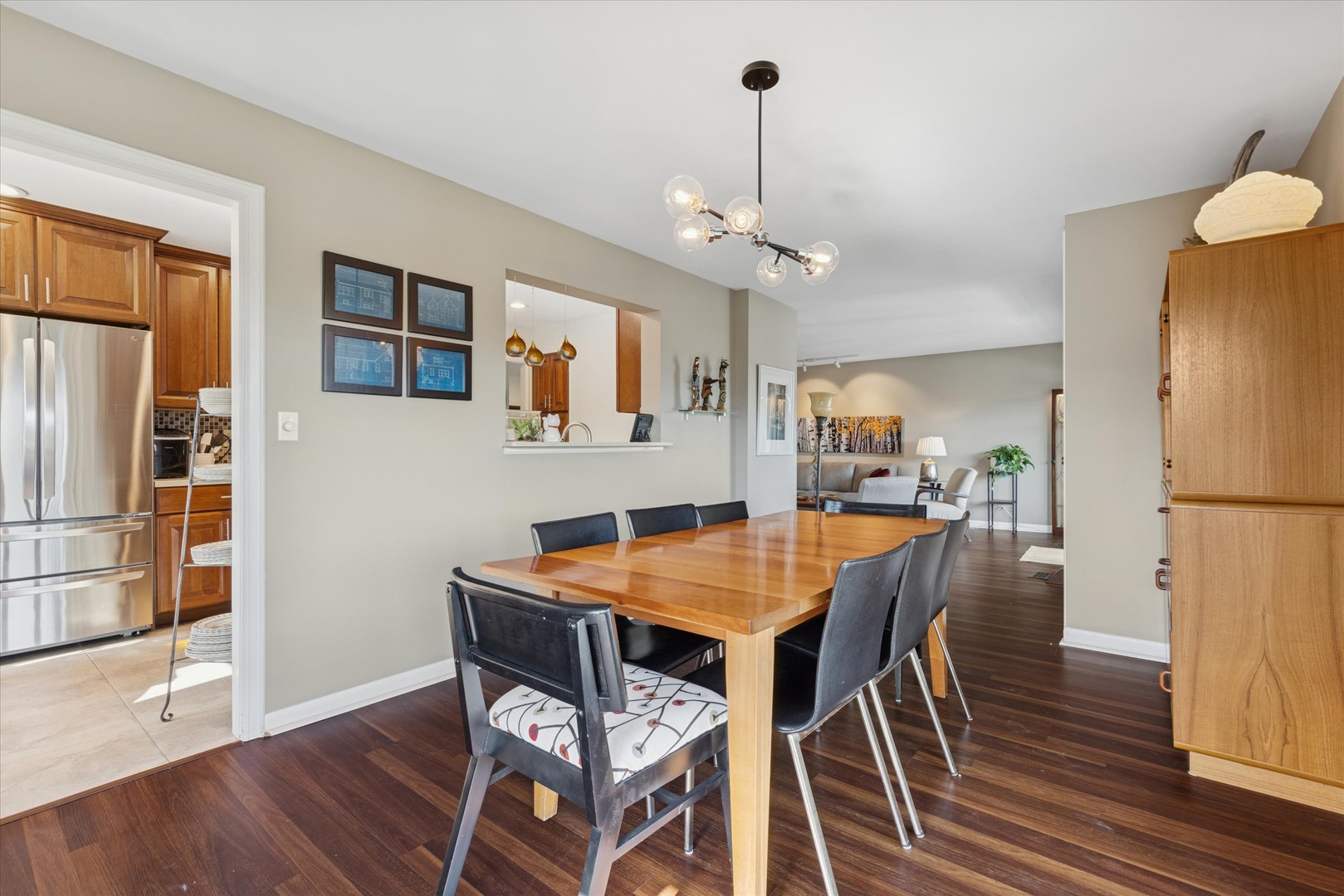 1 Oak Brook Club Drive #A312, Oak Brook, IL 60523