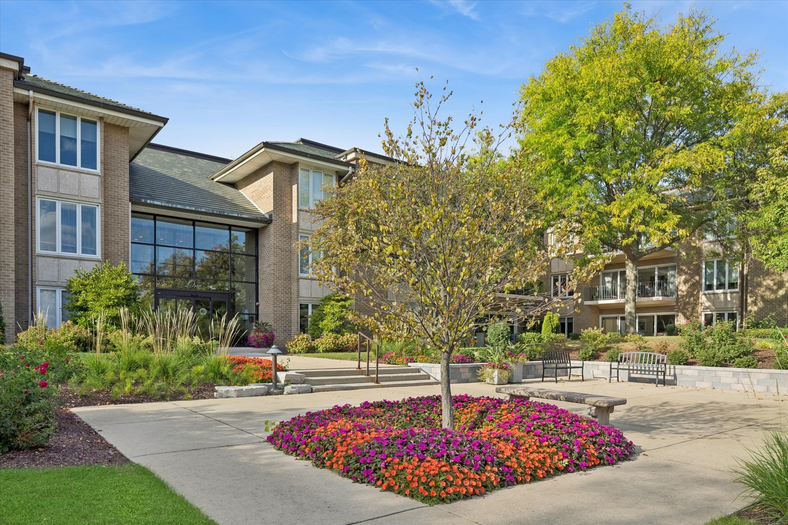 1 Oak Brook Club Drive #A312, Oak Brook, IL 60523