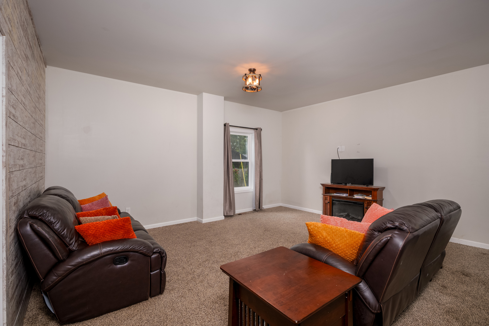 24423 66th Street, Salem, WI 53168