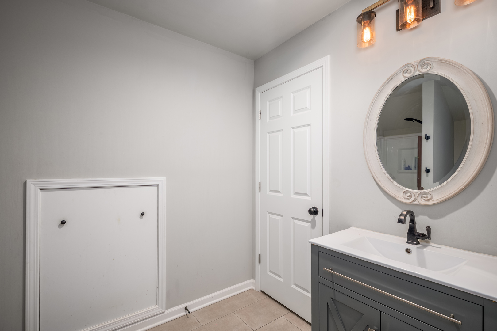 24423 66th Street, Salem, WI 53168