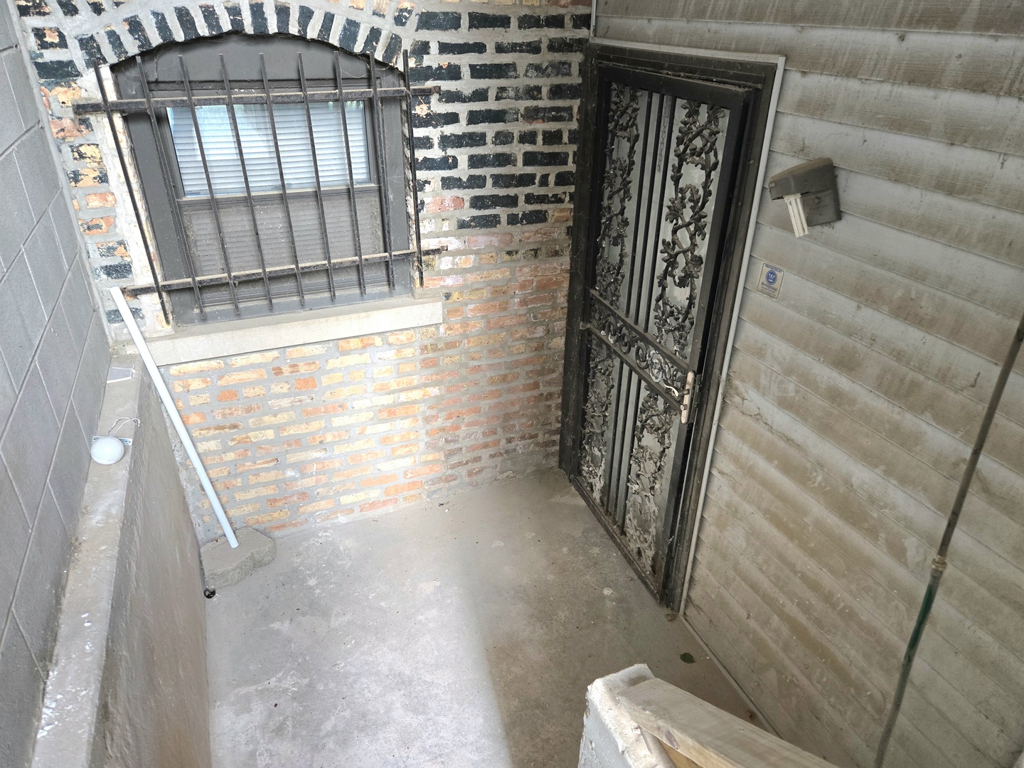 6137 S Kimbark Avenue #B, Chicago, IL 60637