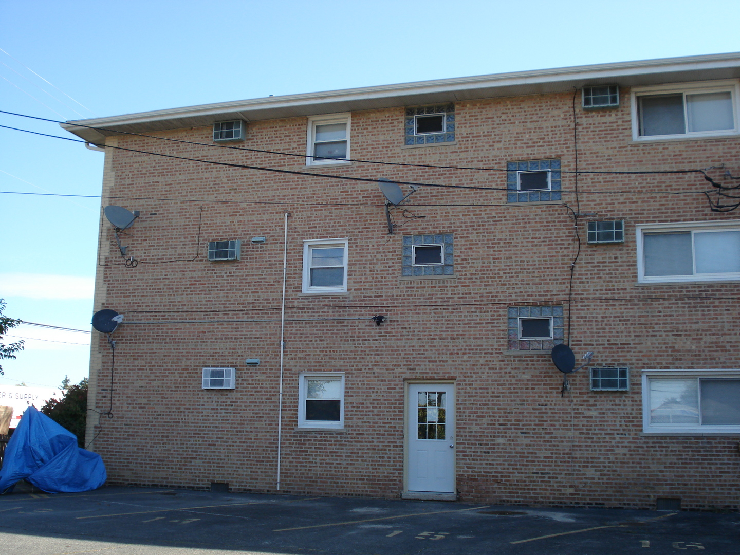 8751 W 79th Street #1, Justice, IL 60458