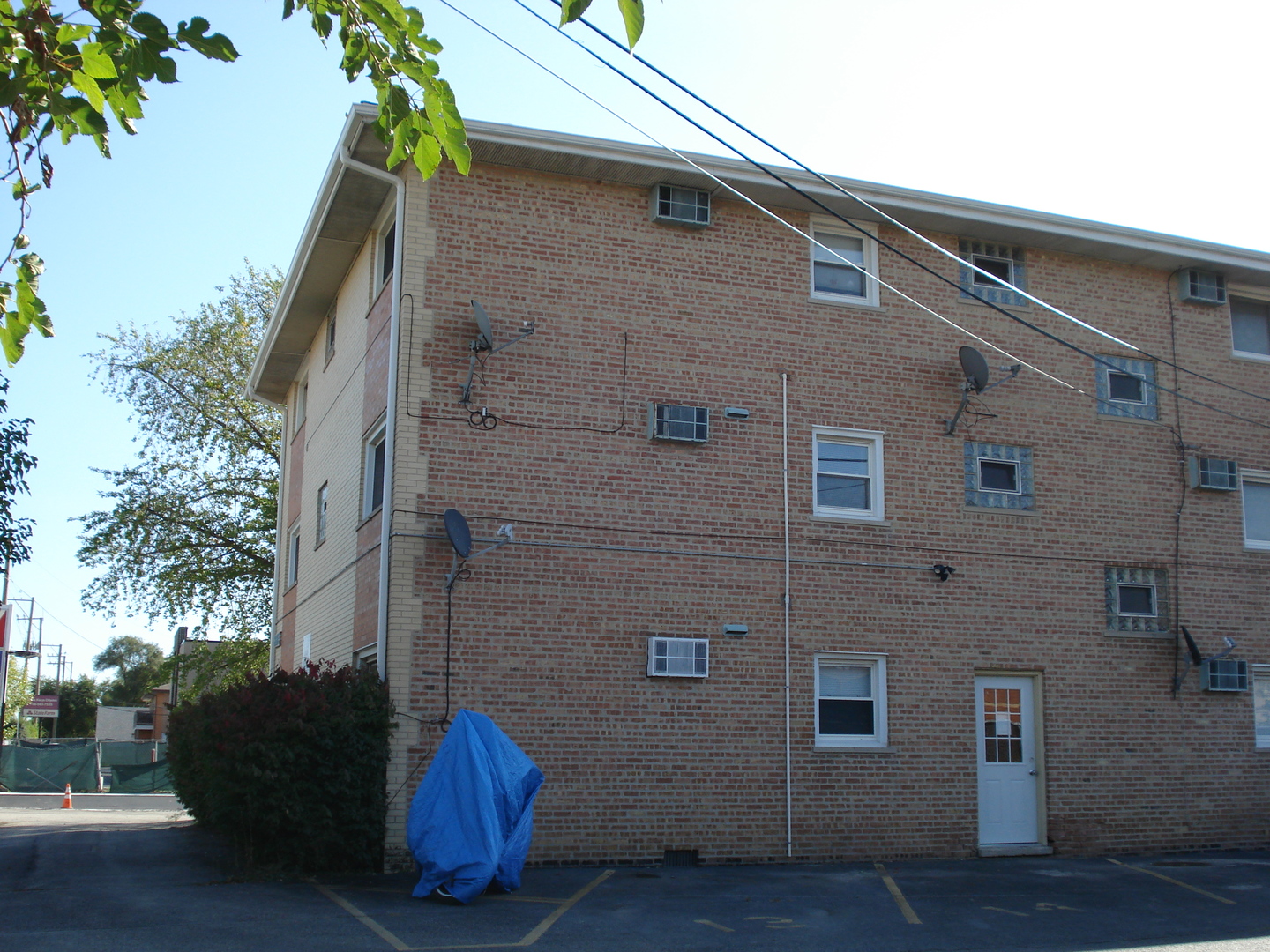 8751 W 79th Street #1, Justice, IL 60458