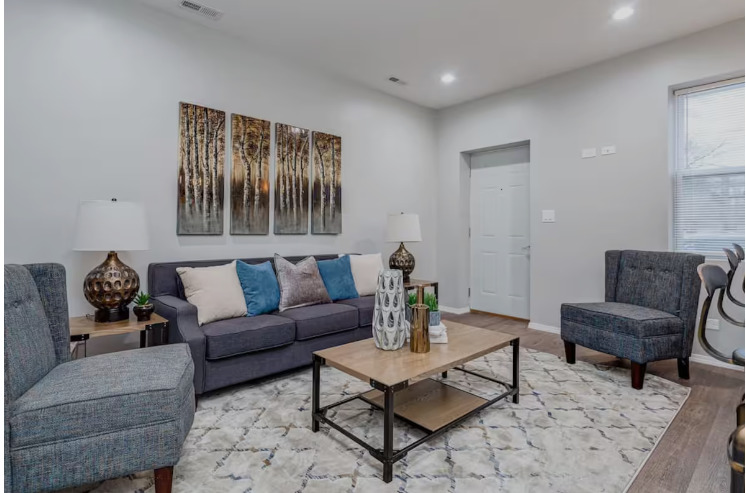 2501 N Southport Avenue #1R, Chicago, IL 60614