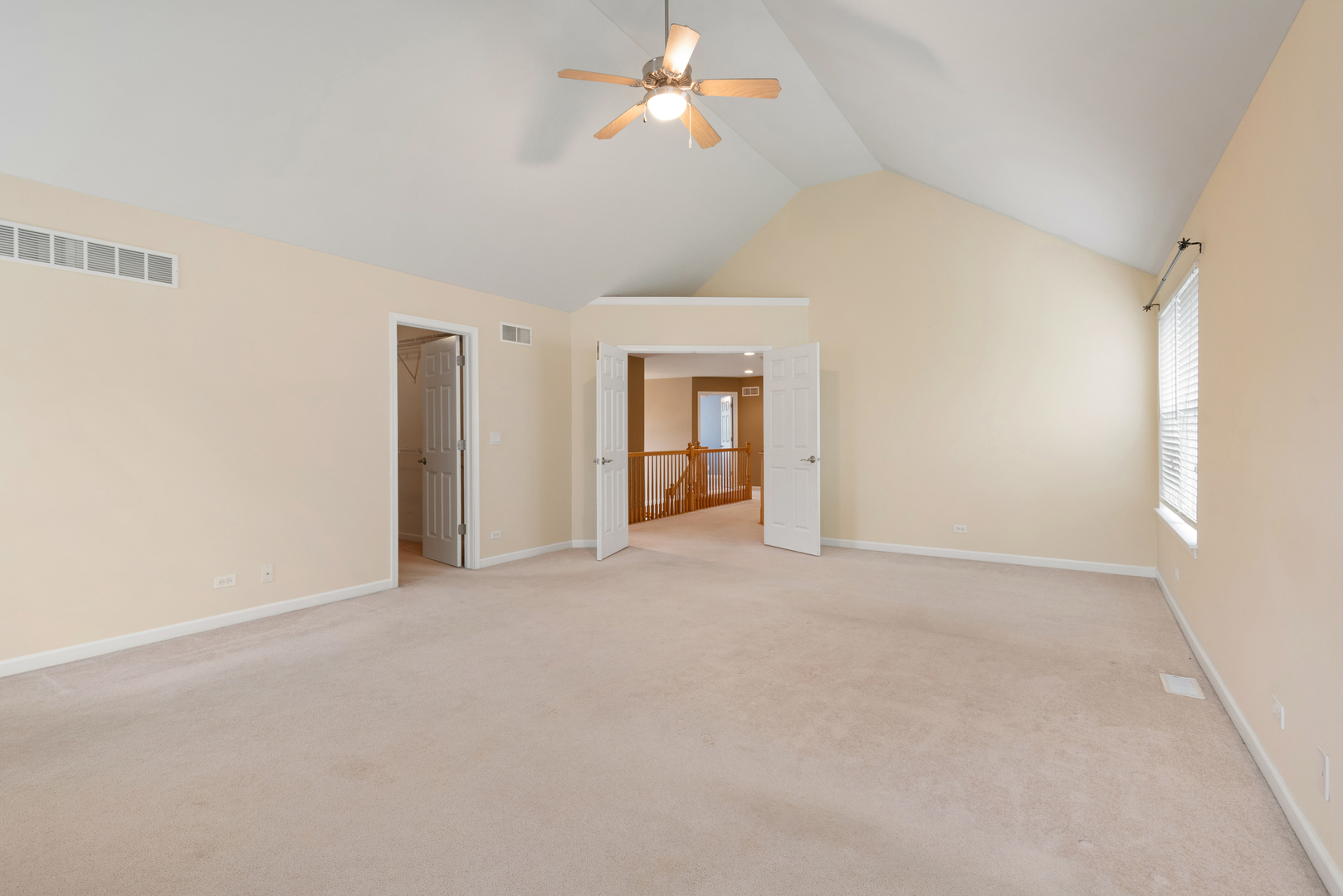 411 BAYBERRY Drive, Oswego, IL 60543
