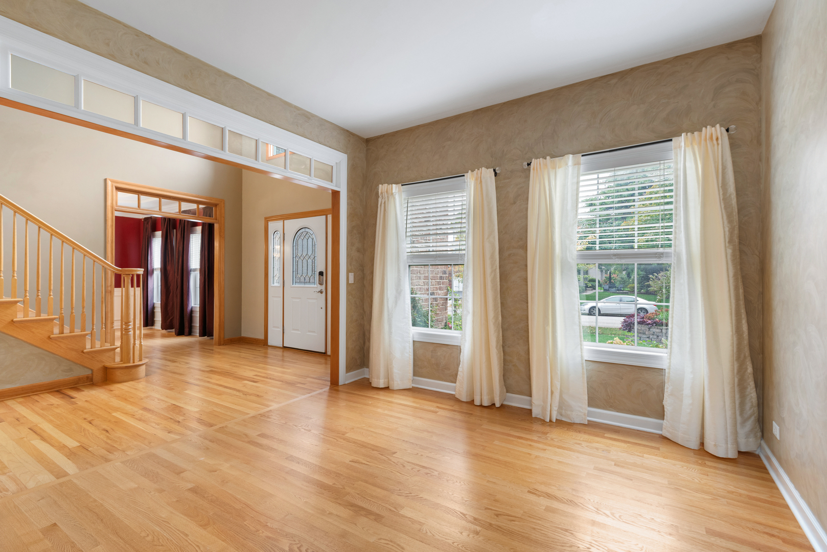 411 BAYBERRY Drive, Oswego, IL 60543