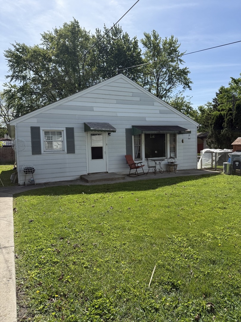 3035 Peoria Street, Steger, IL 60475