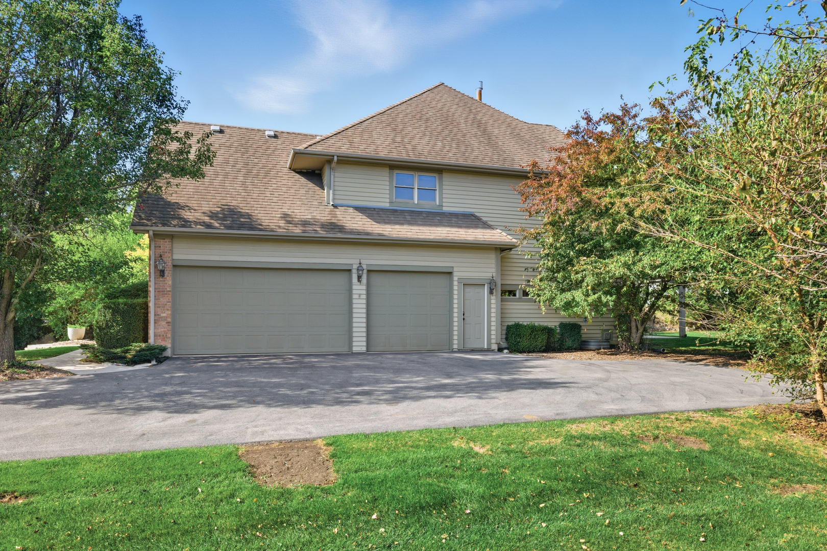 37W004 Ridgewood Drive, St. Charles, IL 60175