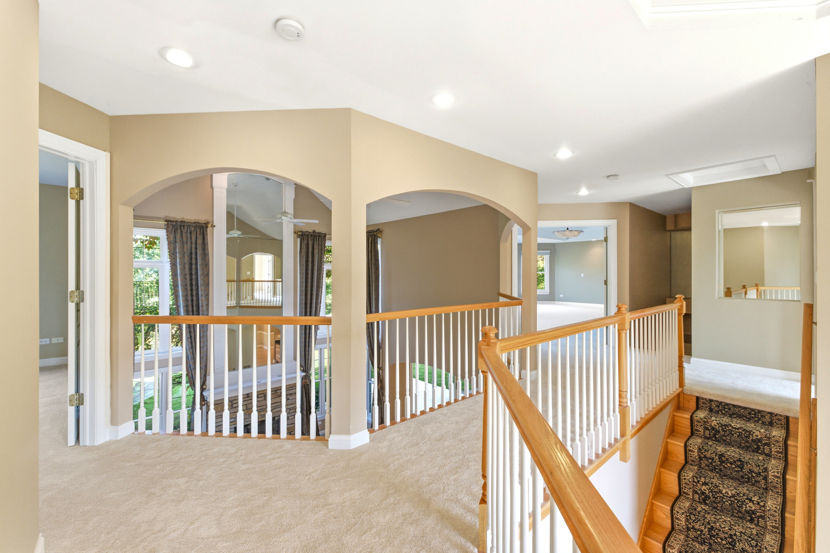 37W004 Ridgewood Drive, St. Charles, IL 60175