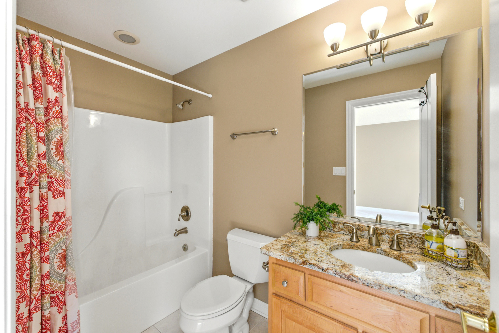 37W004 Ridgewood Drive, St. Charles, IL 60175