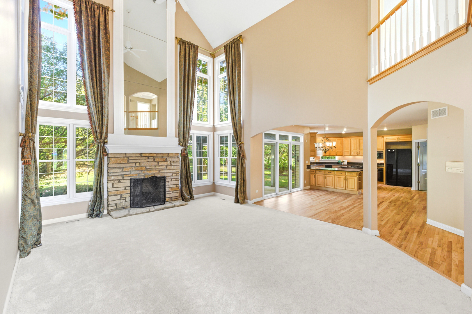 37W004 Ridgewood Drive, St. Charles, IL 60175