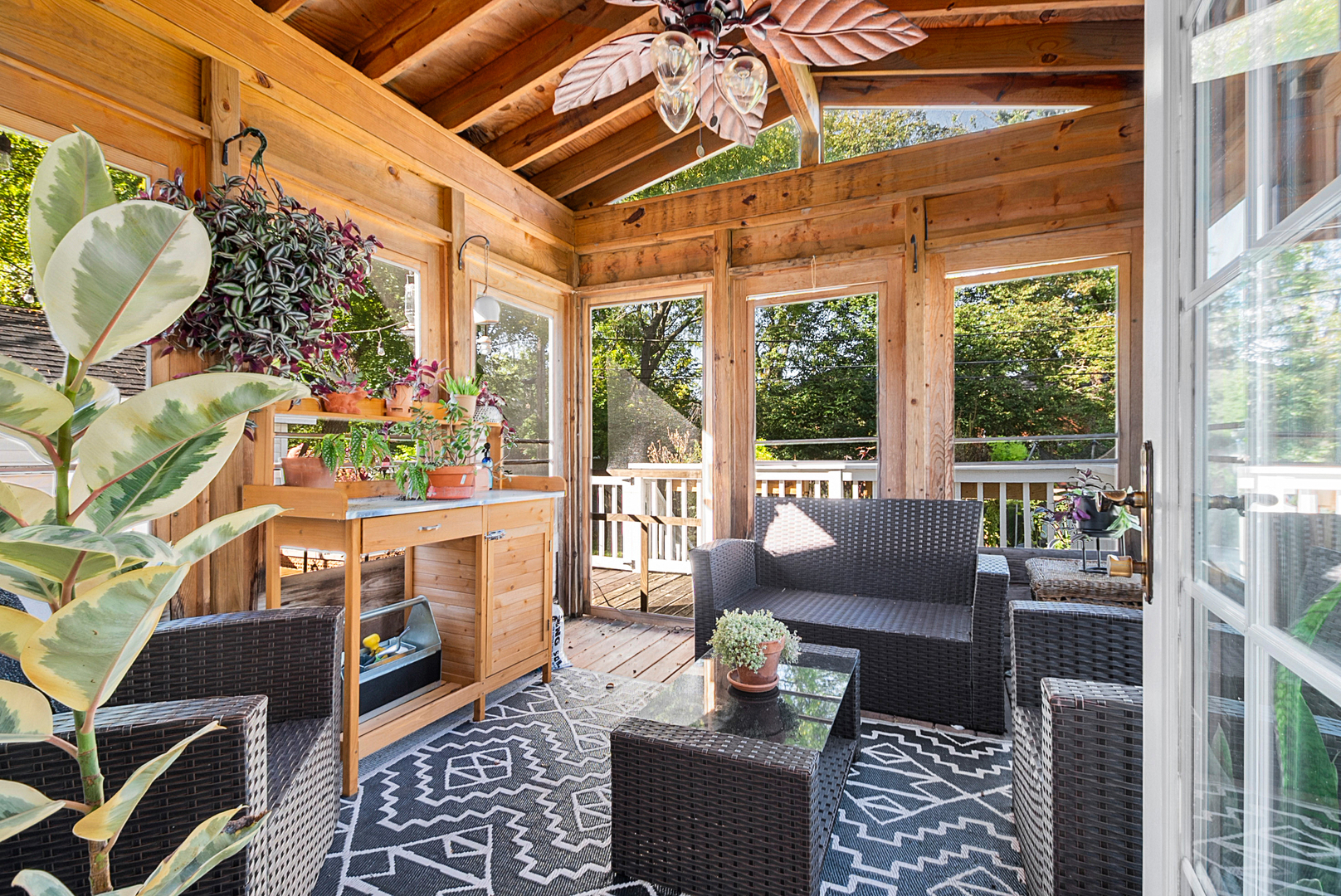 18434 Dundee Avenue, Homewood, IL 60430