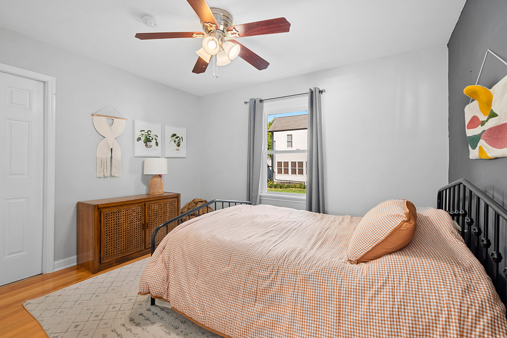 18434 Dundee Avenue, Homewood, IL 60430