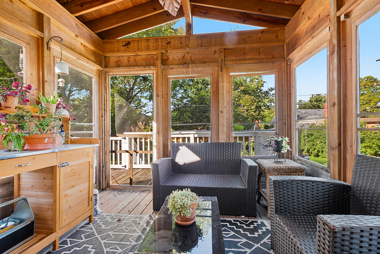 18434 Dundee Avenue, Homewood, IL 60430