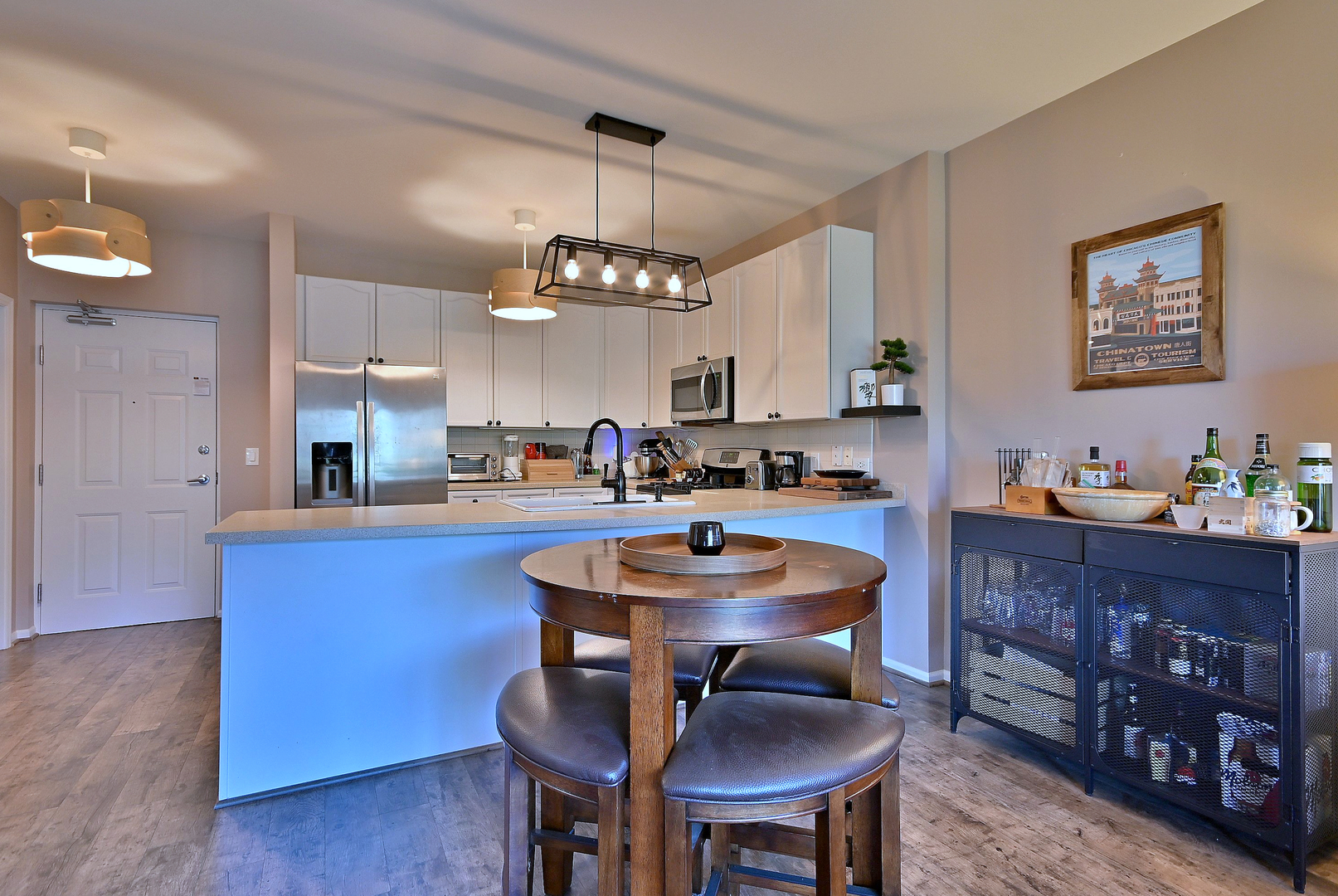 145 S York Street #404, Elmhurst, IL 60126