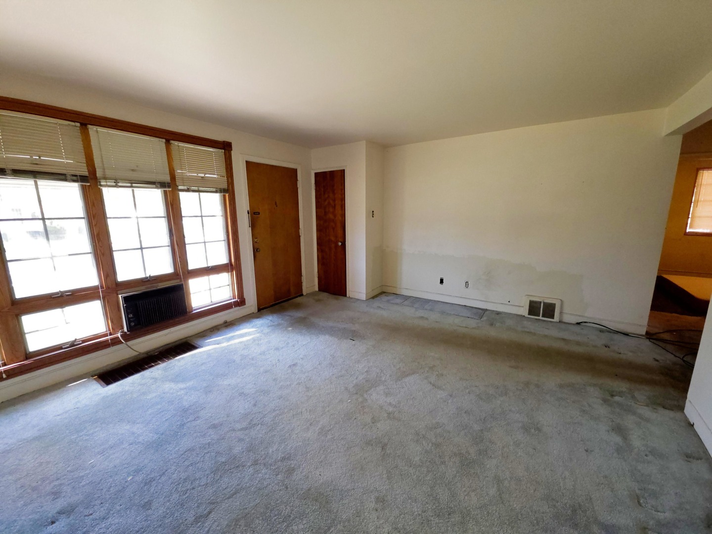 17419 Walter Street, Lansing, IL 60438