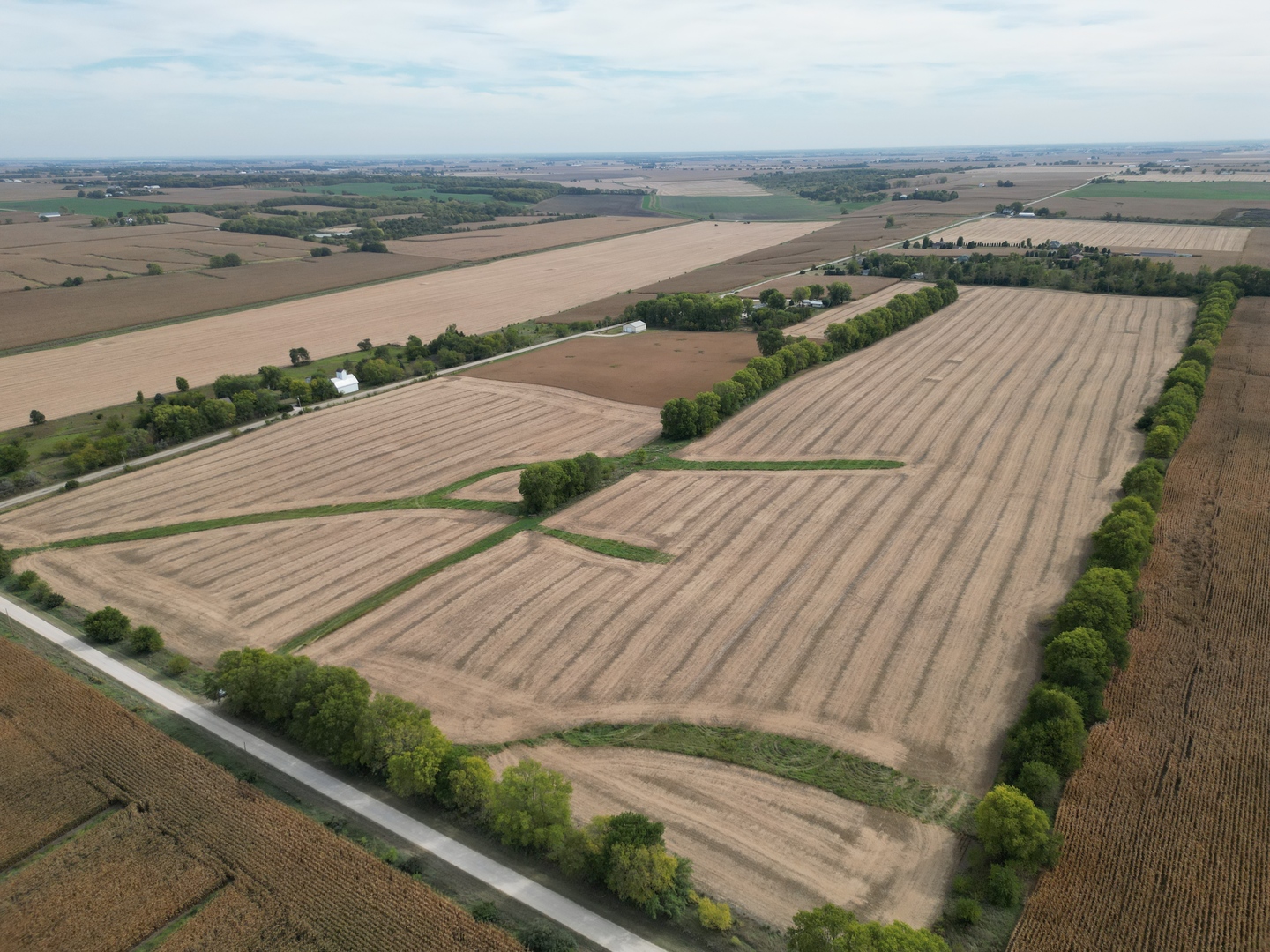 000 County Line Road, Newark, IL 60551