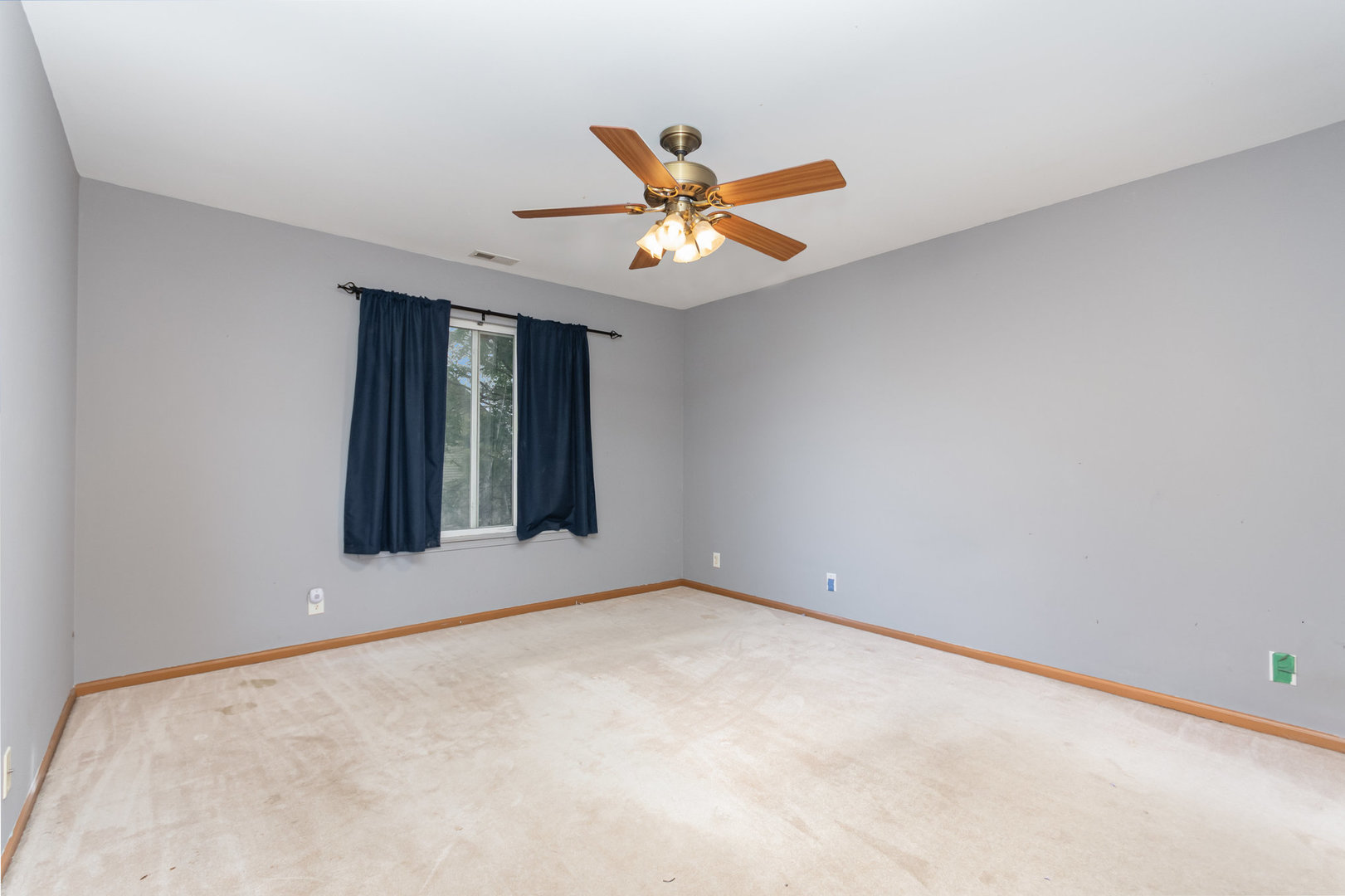 1796 S Wentworth Circle, Romeoville, IL 60446